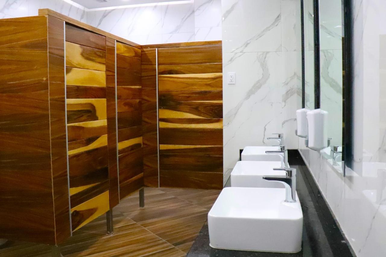 Hotel Bugari Aeropuerto Guadalajara Las Pintas エクステリア 写真