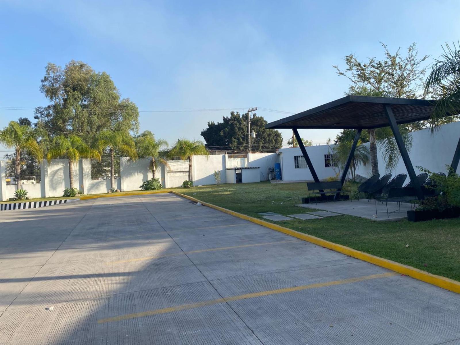 Hotel Bugari Aeropuerto Guadalajara Las Pintas エクステリア 写真