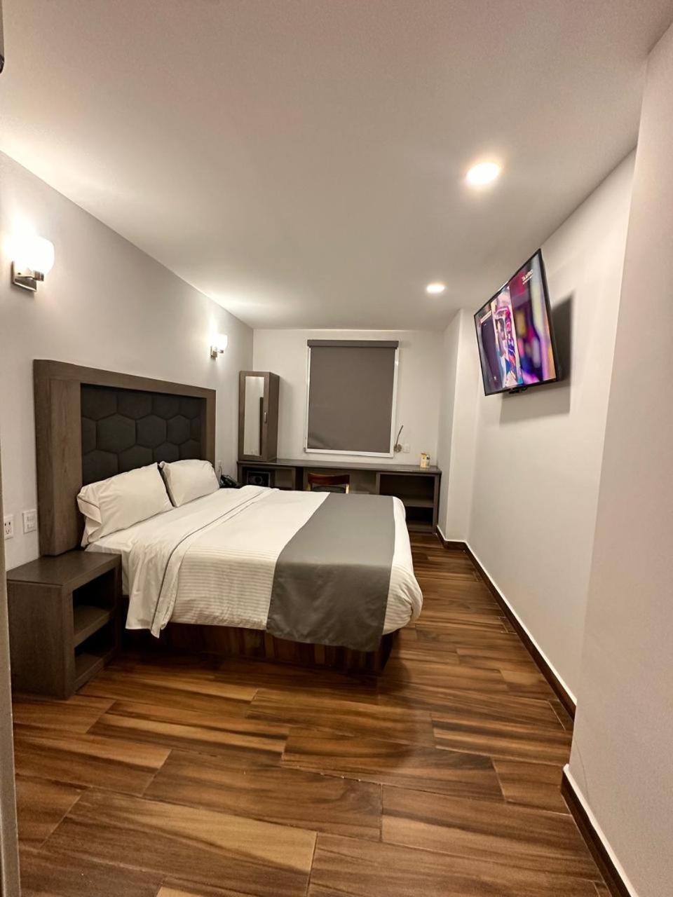 Hotel Bugari Aeropuerto Guadalajara Las Pintas エクステリア 写真