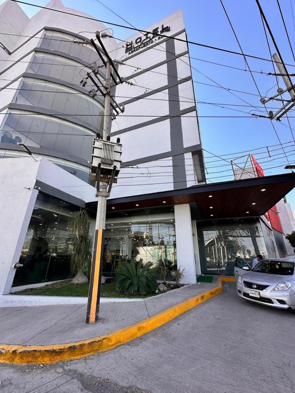 Hotel Bugari Aeropuerto Guadalajara Las Pintas エクステリア 写真