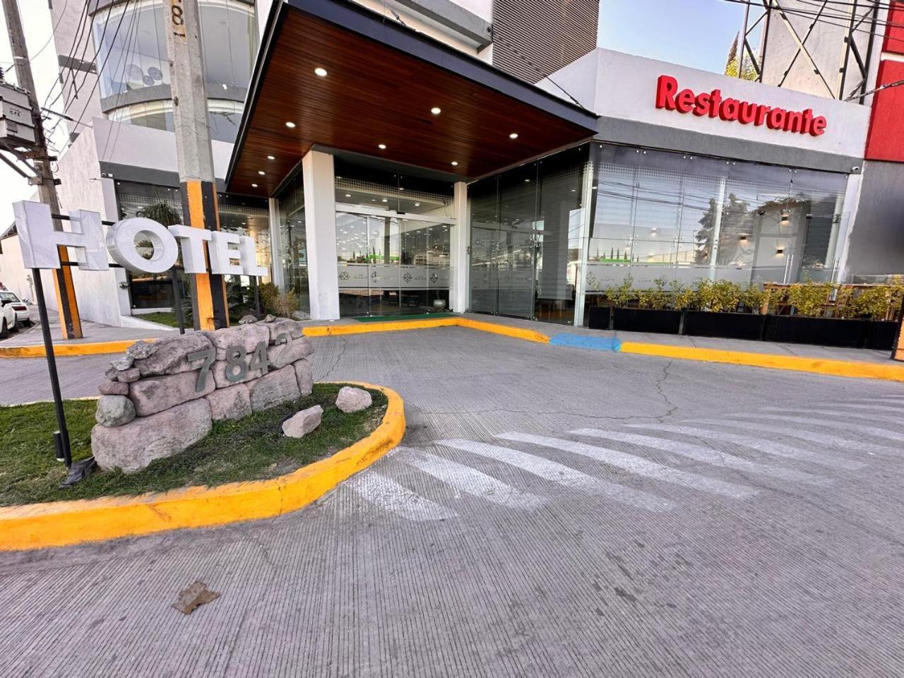 Hotel Bugari Aeropuerto Guadalajara Las Pintas エクステリア 写真